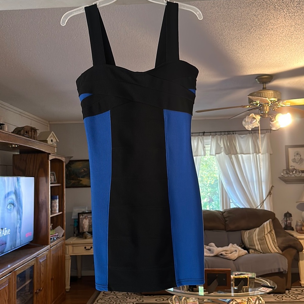 This is a very sexy dress fits right around the body so perfectly